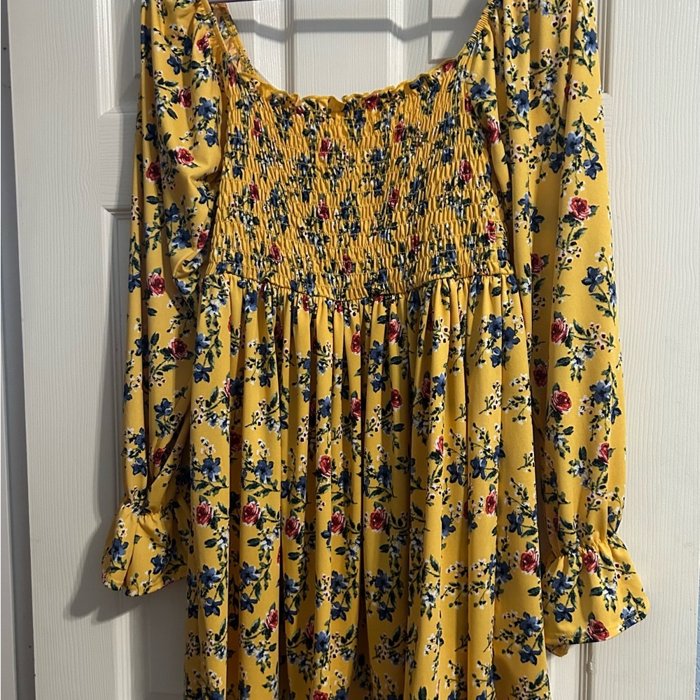 Velvet Torch, large, yellow floral dress, NWT